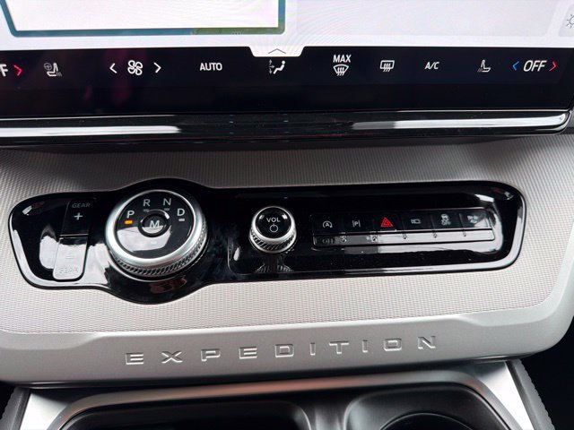 New 2027 Ford Expedition Max Active RWD image 14