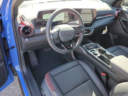 New 2026 Chevrolet Equinox RS w/ Convenience Package III FWD image 18