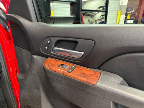 Used 2010 Chevrolet Silverado 2500 LTZ w/ Convenience Package image 60