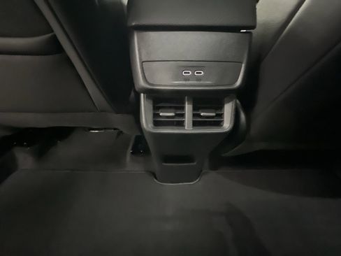 New 2026 Chevrolet Equinox LT w/ Convenience Package II image 56