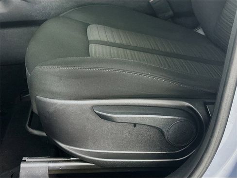 Used 2022 Kia Sorento LX image 21