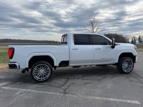 Used 2024 GMC Sierra 2500 Denali w/ Denali Reserve Package image 5