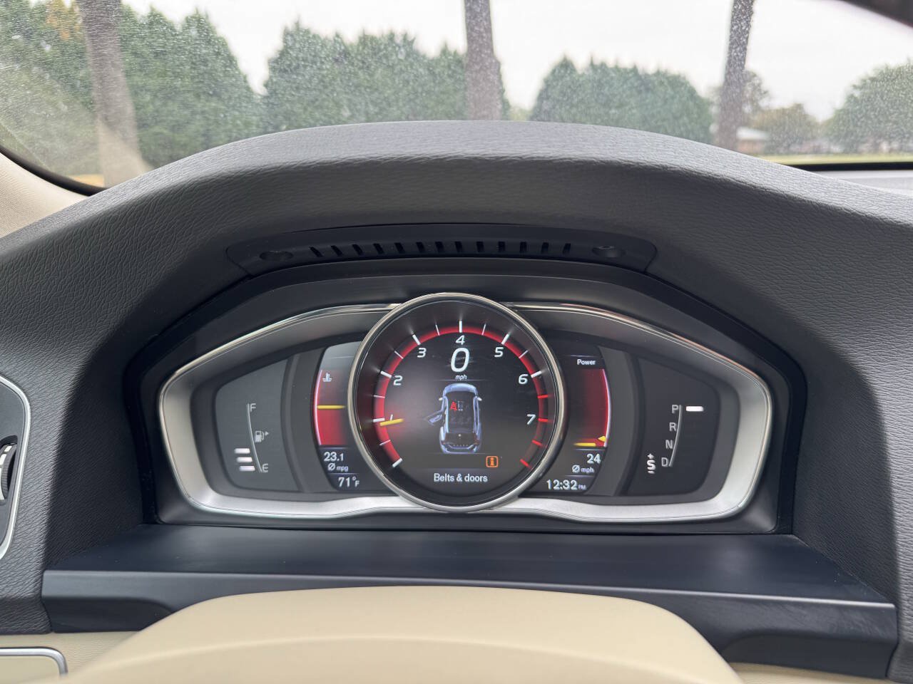 Used 2016 Volvo V60 T5 Premier w/ Convenience Package FWD image 19