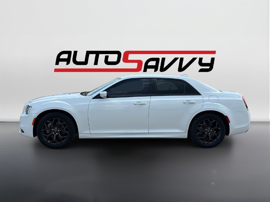Used 2022 Chrysler 300 Touring L AWD/4WD image 8