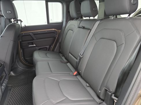Used 2026 Land Rover Defender 110 S AWD/4WD image 13