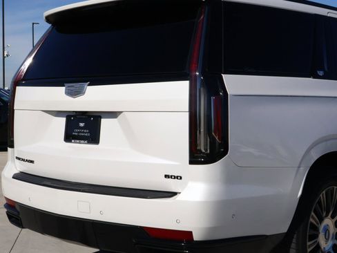 Used 2021 Cadillac Escalade Sport w/ Driver Assist Tech Package image 11