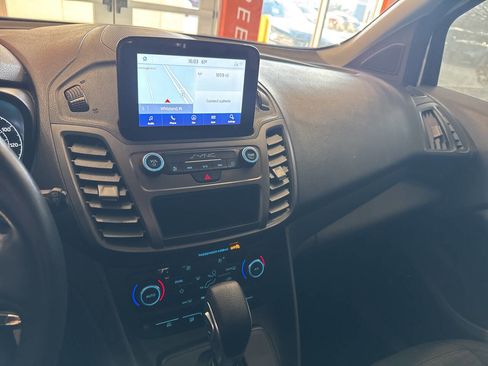 Used 2022 Ford Transit Connect XLT FWD image 25