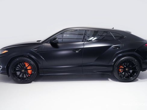 Used 2022 Lamborghini Urus AWD/4WD image 4