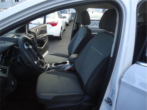 Used 2015 Ford Escape SE w/ Equipment Group 201A AWD/4WD image 12