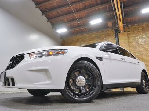 Used 2013 Ford Taurus Police Interceptor AWD w/ Police Interior Upgrade Pkg image 3