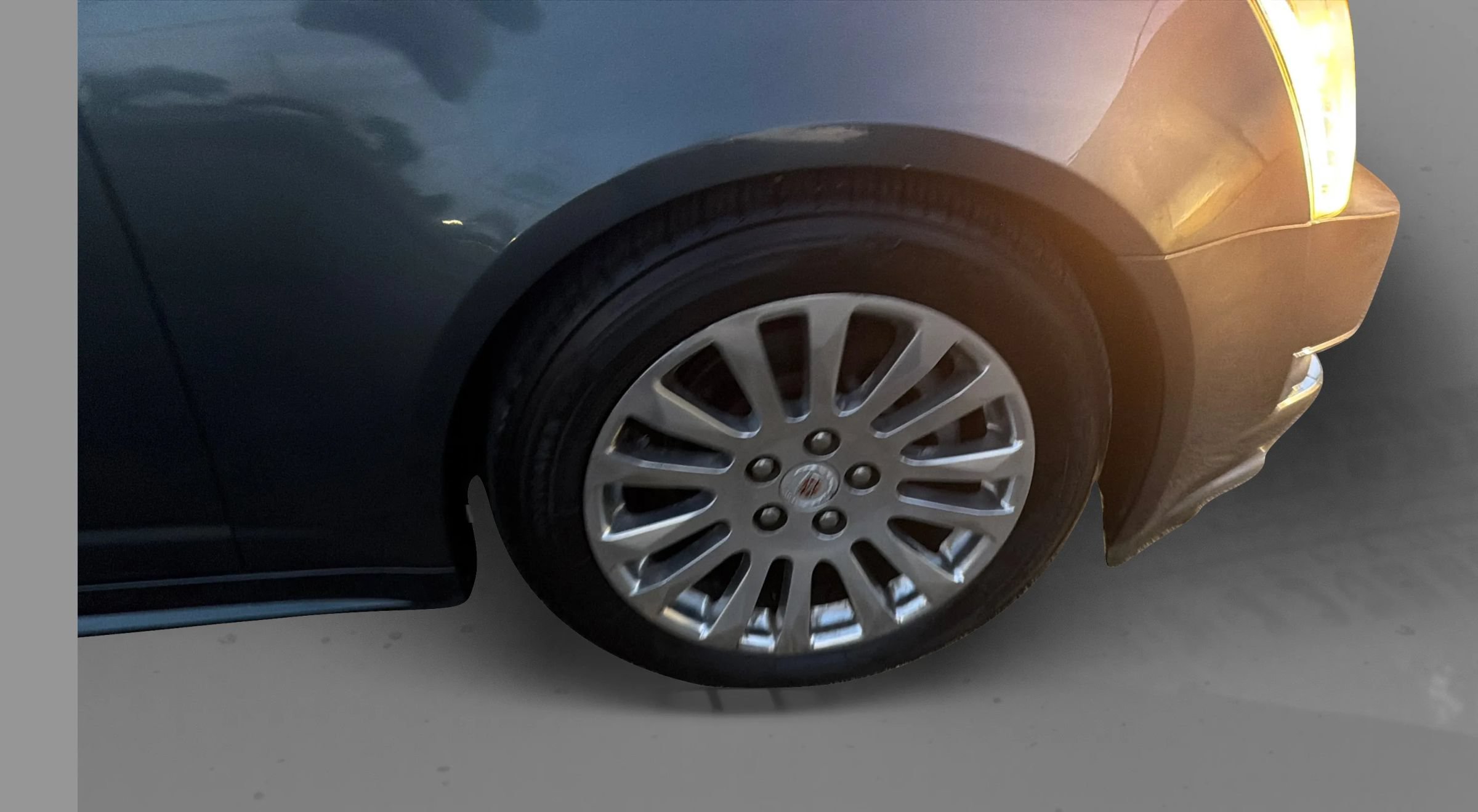 Used 2010 Cadillac CTS Premium AWD/4WD image 25