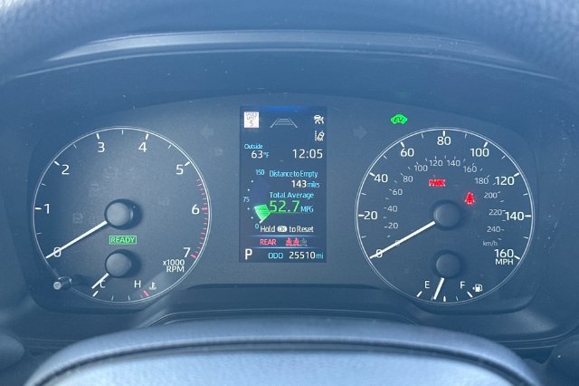 Certified 2025 Toyota Corolla LE FWD image 27