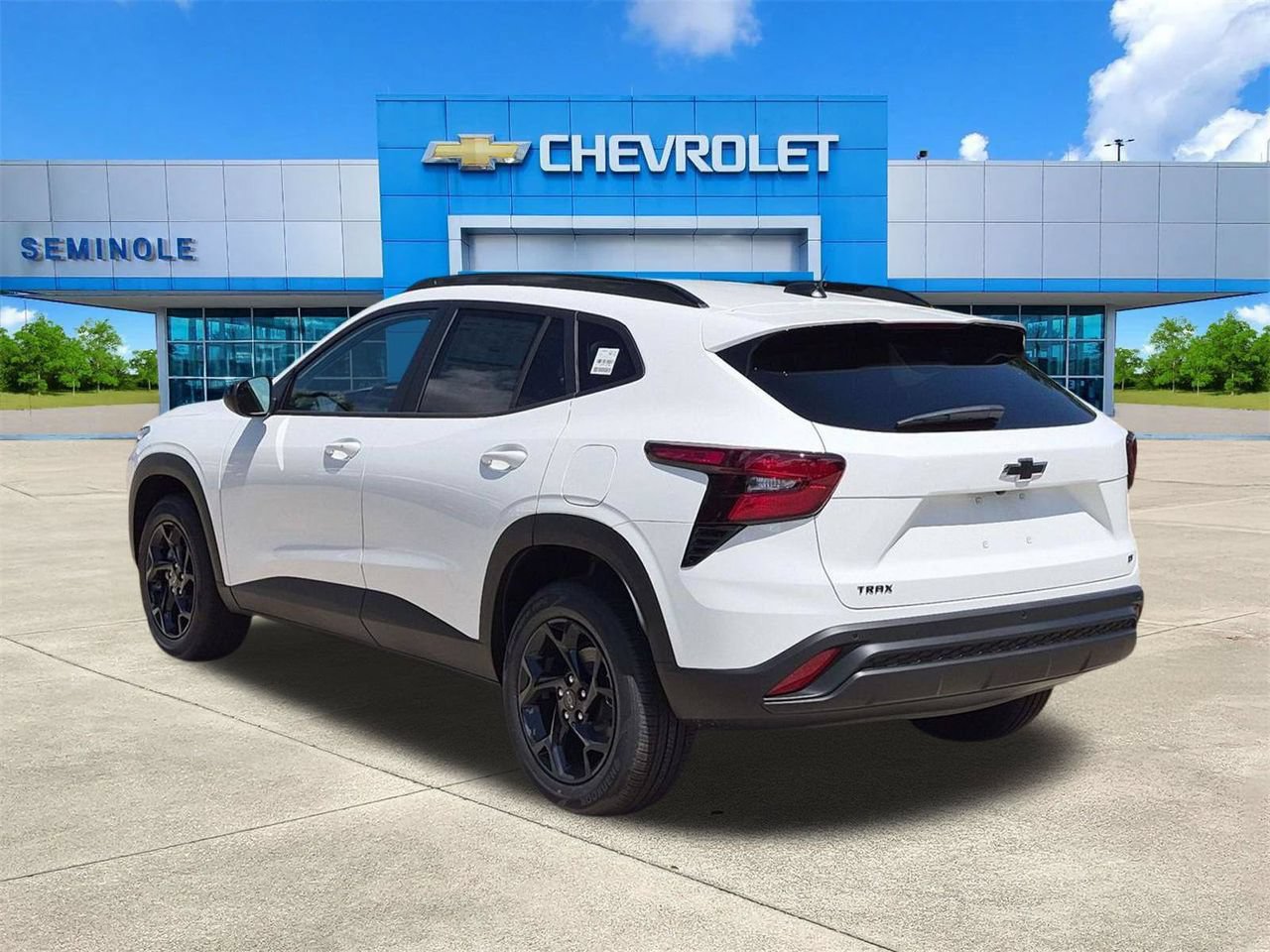 New 2026 Chevrolet Trax LT w/ Driver Confidence Package FWD image 5