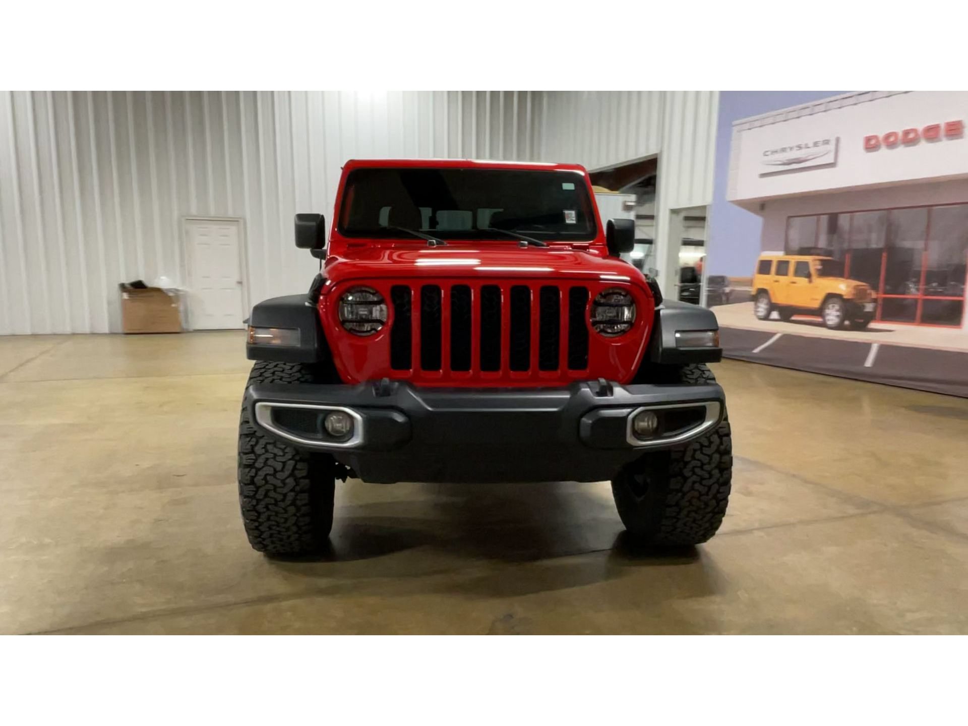 Used 2023 Jeep Gladiator Sport AWD/4WD image 3
