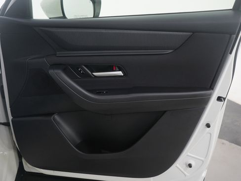 Certified 2025 MAZDA CX-90 3.3 Turbo w/ Select Package image 13