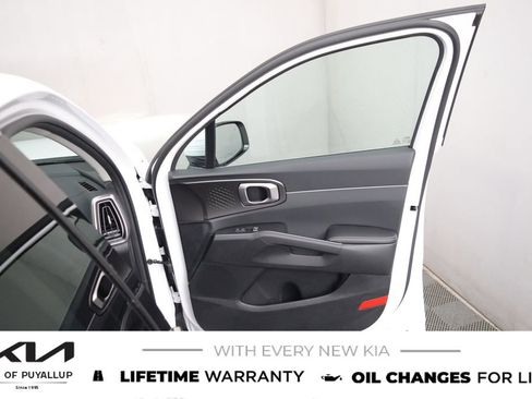New 2026 Kia Sorento LX image 15
