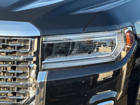 Used 2023 GMC Acadia Denali w/ Black Diamond Edition image 50