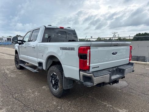 Used 2025 Ford F250 Lariat w/ Lariat Ultimate Package AWD/4WD image 5