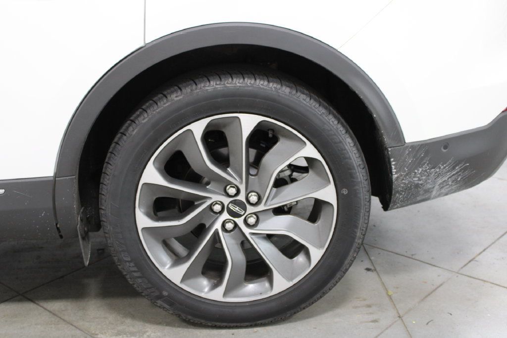 Used 2022 Lincoln Nautilus Reserve w/ Equipment Group 201A FWD image 18