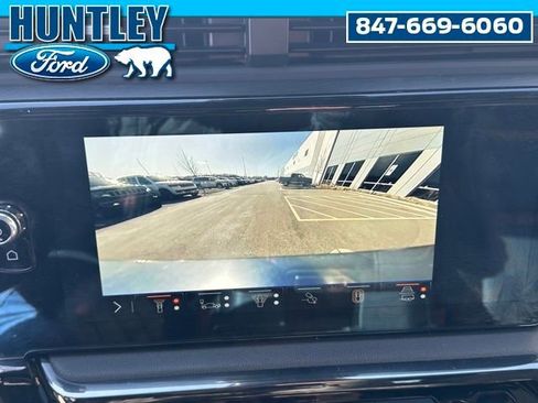 Used 2024 GMC Sierra 1500 AT4 w/ Technology Package image 28