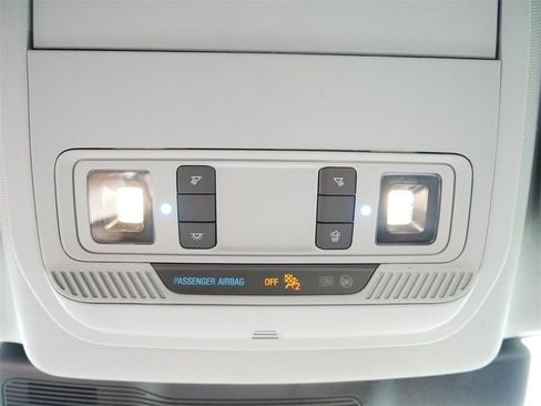 Used 2022 Ford Explorer XLT w/ Equipment Group 202A image 24