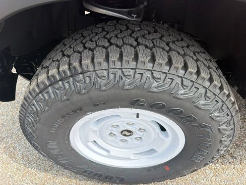 New 2026 Ford Bronco Heritage Edition AWD/4WD image 10