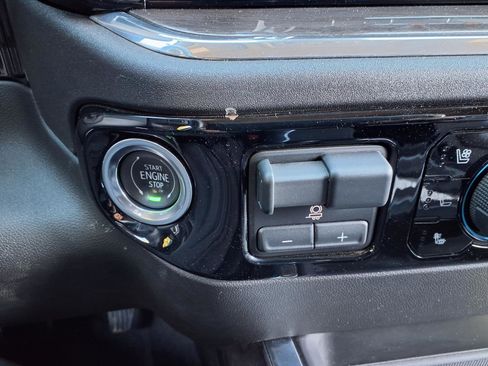 Used 2024 Chevrolet Silverado 3500 LTZ w/ LTZ Plus Package image 8