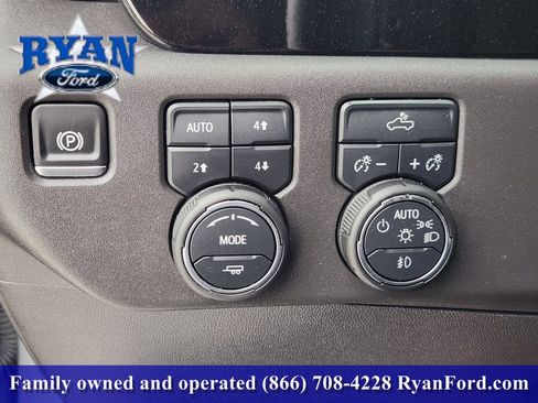 Used 2025 Chevrolet Silverado 1500 LT Trail Boss w/ Convenience Package II image 17