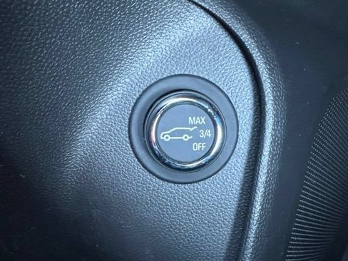 Used 2023 Buick Encore GX Select w/ Sport Touring Package FWD image 18