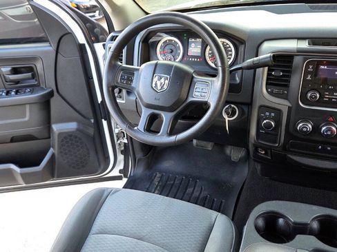 Used 2014 RAM 1500 Express AWD/4WD image 38