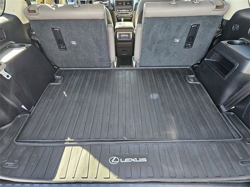 Used 2022 Lexus GX 460 Premium image 32