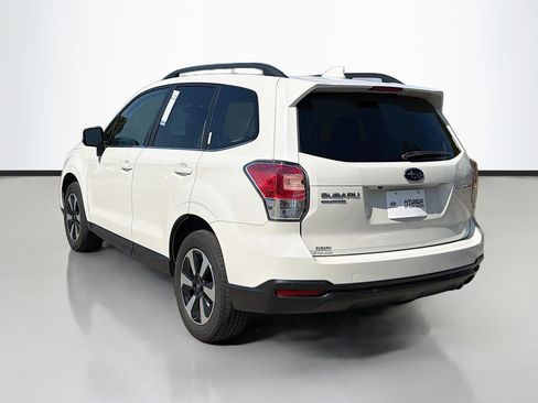 Used 2017 Subaru Forester 2.5i Limited image 5