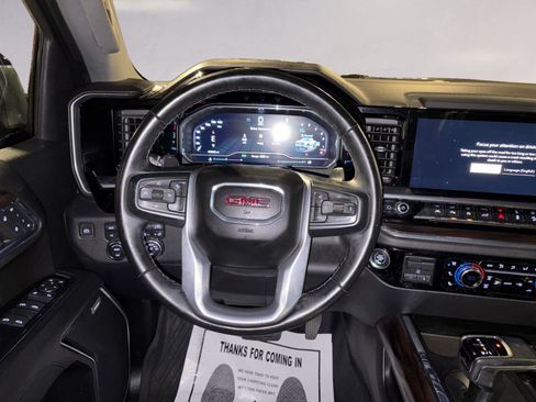 Used 2023 GMC Sierra 1500 SLT image 12