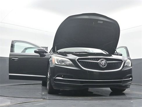 Used 2017 Buick LaCrosse Preferred image 58