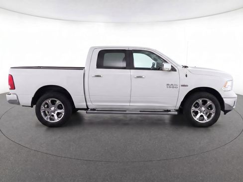 Used 2016 RAM 1500 Laramie RWD image 8