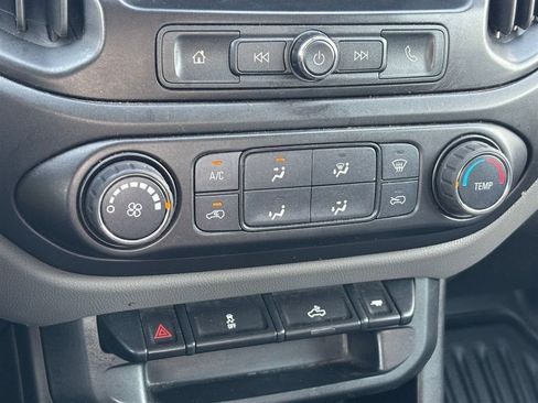 Used 2019 Chevrolet Colorado W/T w/ WT Convenience Package AWD/4WD image 22