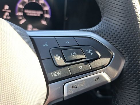 New 2026 Volkswagen Tiguan SE R-Line image 12