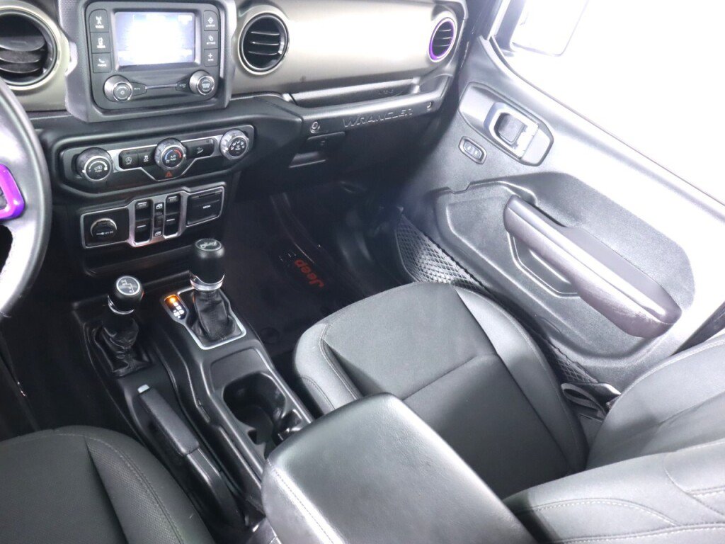 Used 2018 Jeep Wrangler Unlimited Sport S AWD/4WD image 31