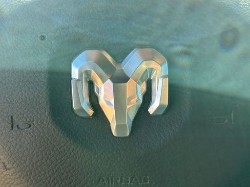 Used 2024 RAM 2500 Big Horn image 33