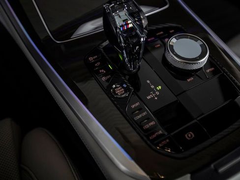 Used 2023 BMW X5 sDrive40i w/ M Sport Package image 34