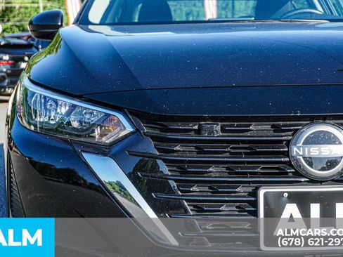 Used 2024 Nissan Sentra SV FWD image 12