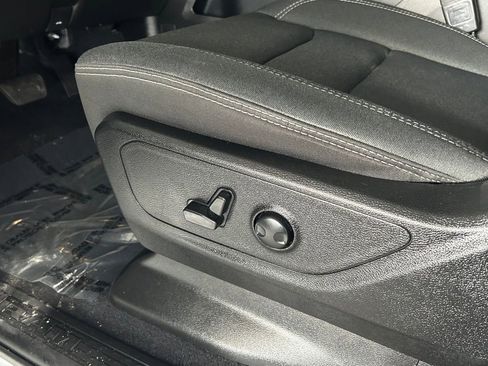 Used 2025 RAM 1500 Big Horn image 16