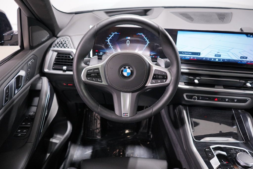 Used 2026 BMW X6 xDrive40i w/ Premium Package AWD/4WD image 11