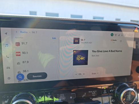 Used 2023 Toyota Highlander Platinum image 28