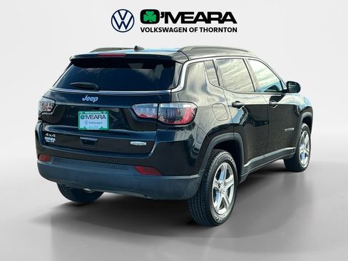 Used 2024 Jeep Compass Latitude AWD/4WD image 5