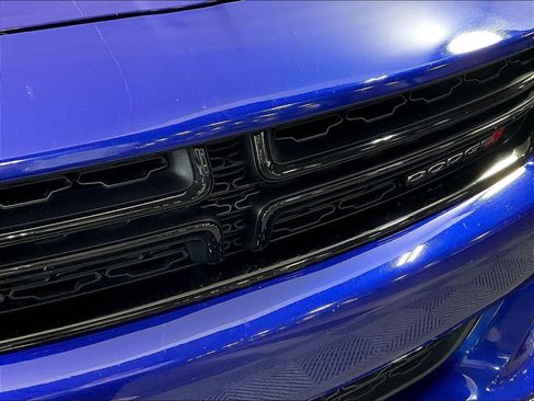 Used 2021 Dodge Charger SXT w/ Leather Interior Group RWD image 33