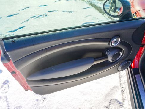 Used 2011 MINI Cooper Hardtop image 22