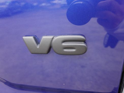 Used 2023 Toyota Tacoma TRD Sport image 31