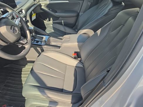 Used 2026 Acura Integra A-Spec FWD image 7