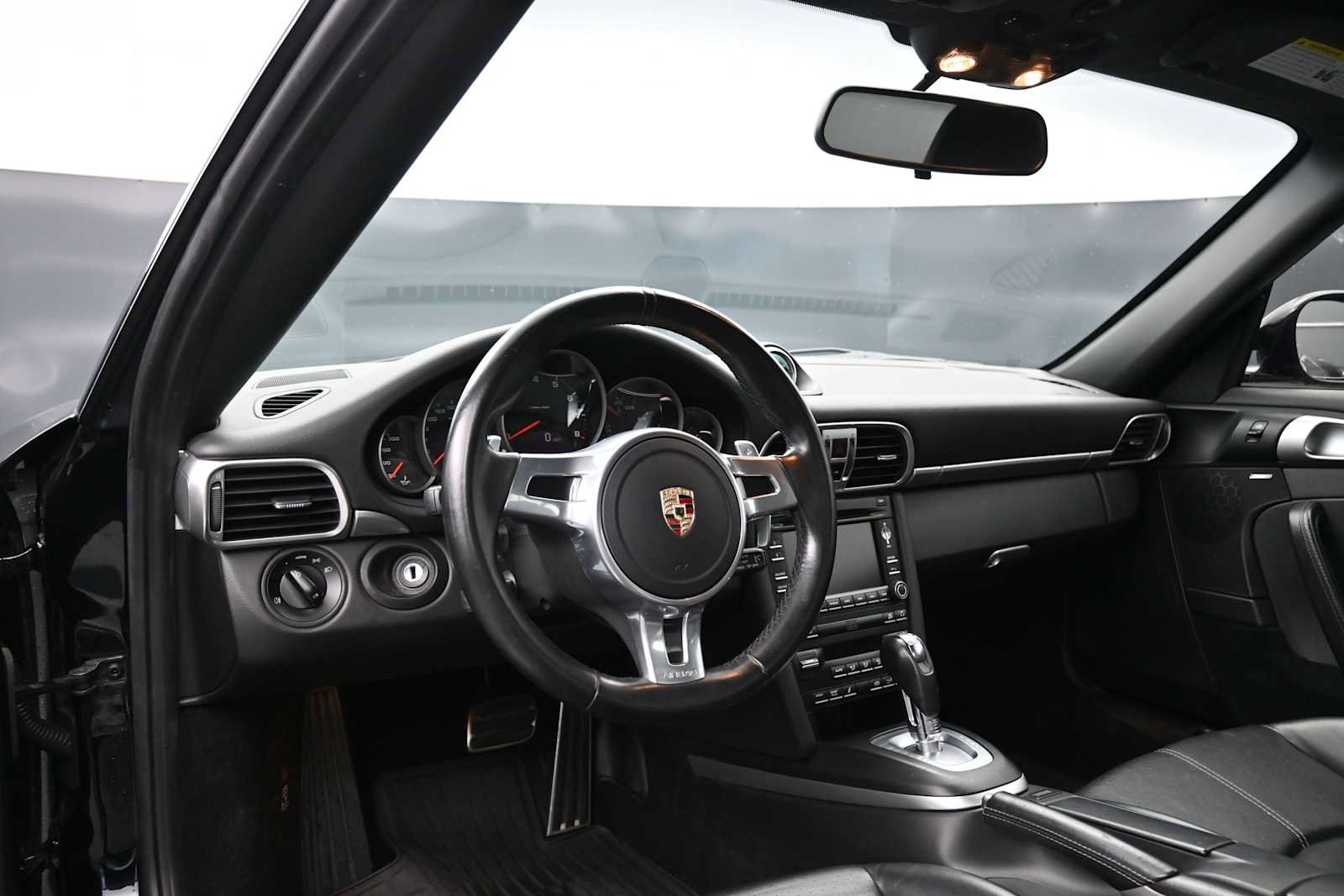 Used 2012 Porsche 911 Carrera 4 GTS AWD/4WD image 4
